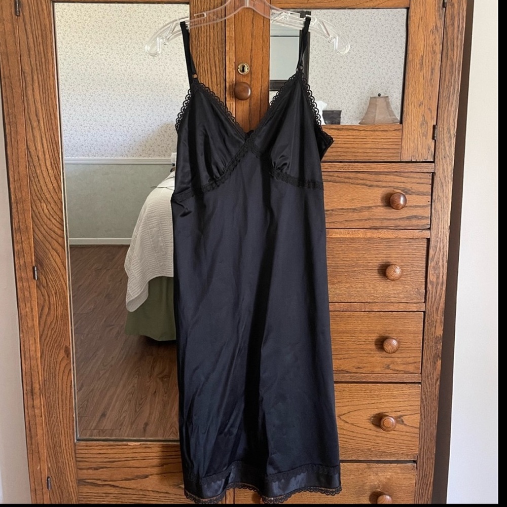 Vintage Full Black Small Slip
